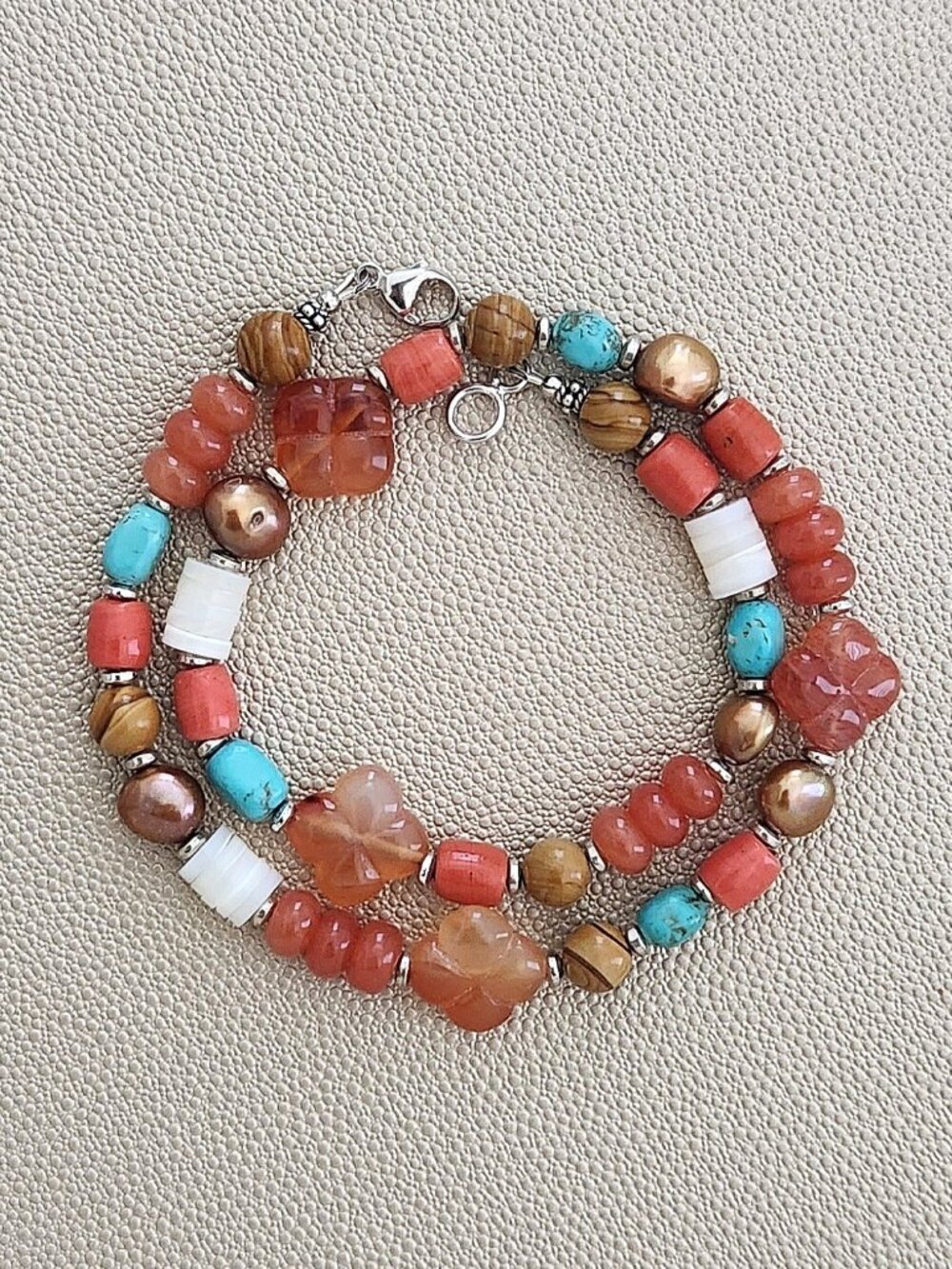 CARNELIALN CLOVER MIXED GEMSTONE NECKLACES--18" inches long
